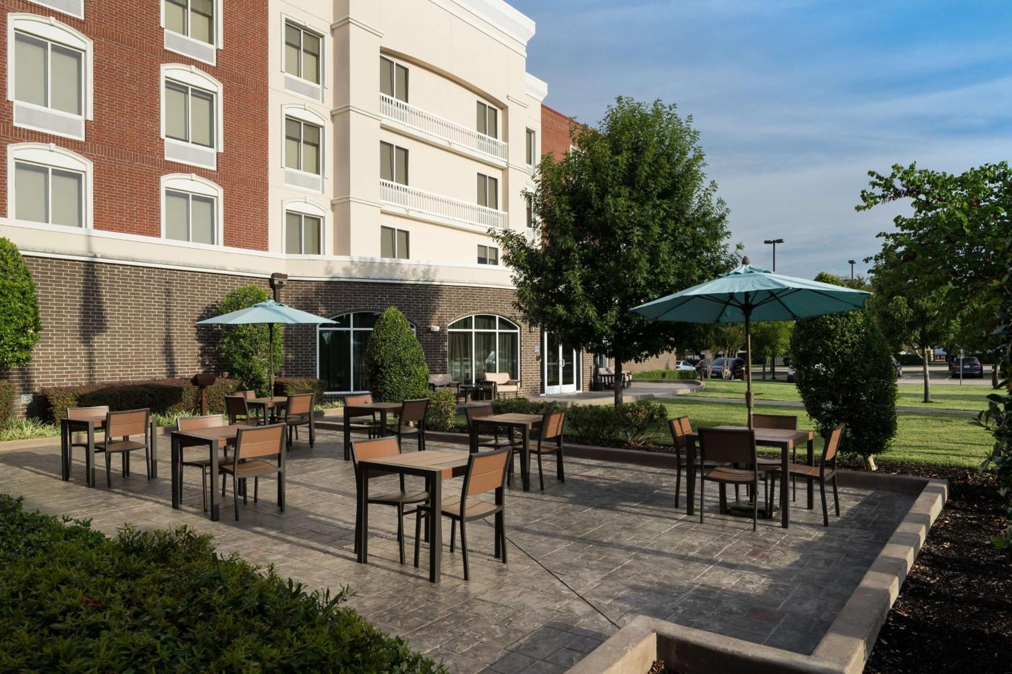Hilton Garden Inn Dfw North Grapevine Εξωτερικό φωτογραφία
